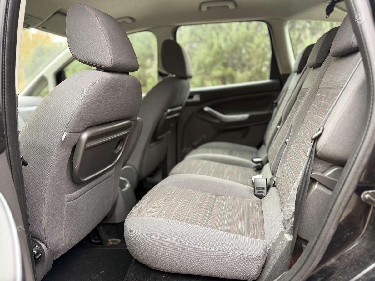 Ford C-MAX 2009 — photo 7