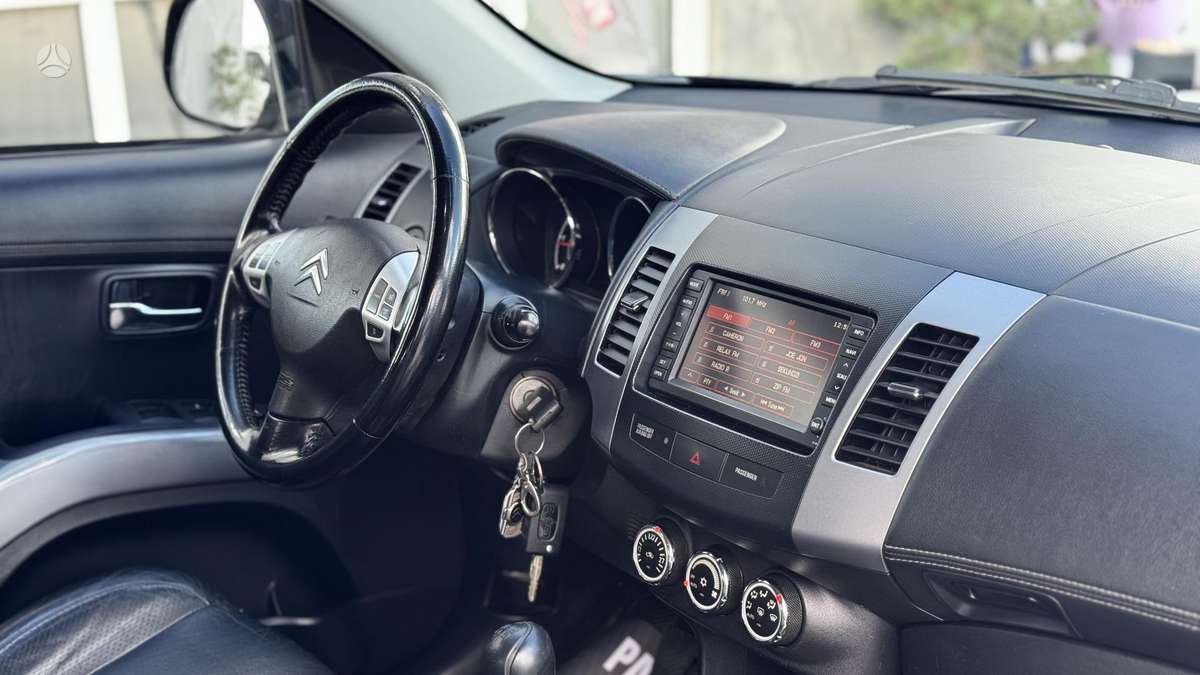 Citroen C-Crosser 2010 — фото 13