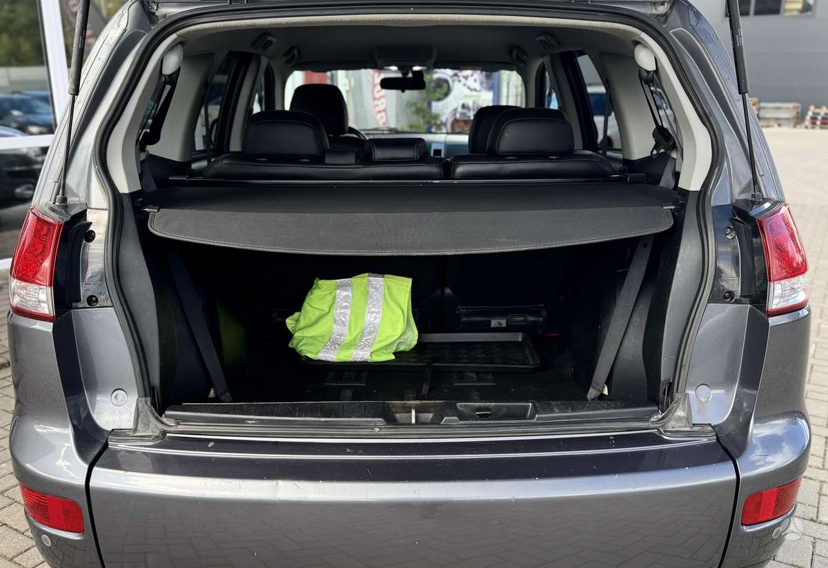 Citroen C-Crosser 2010 — фото 27