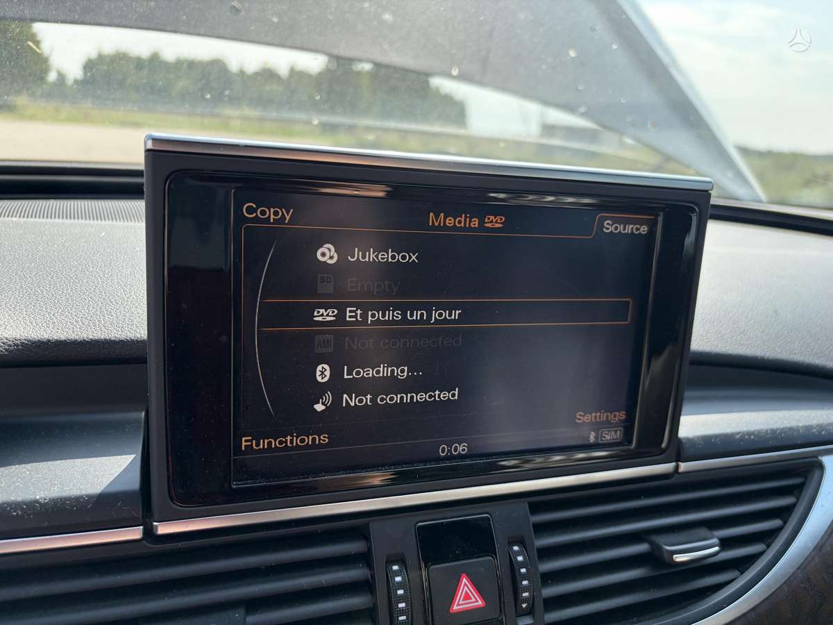 Audi A6 2014 — photo 12