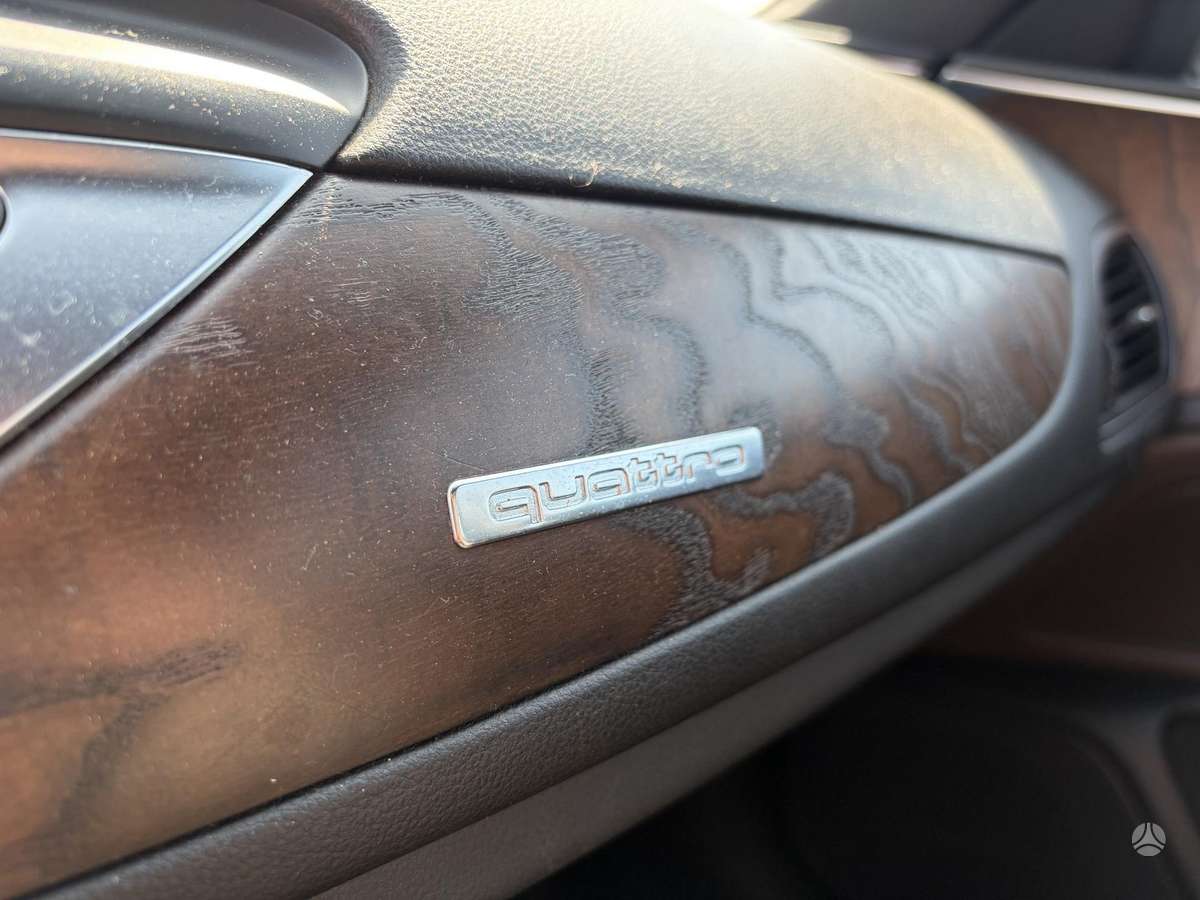 Audi A6 2014 — photo 15