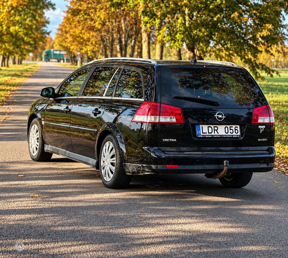 Opel Vectra 2009 — photo 5