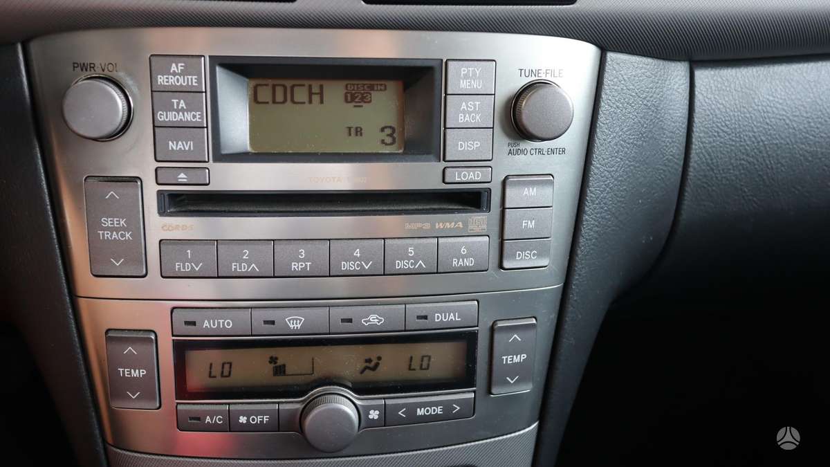 Toyota Avensis 2006 — photo 10