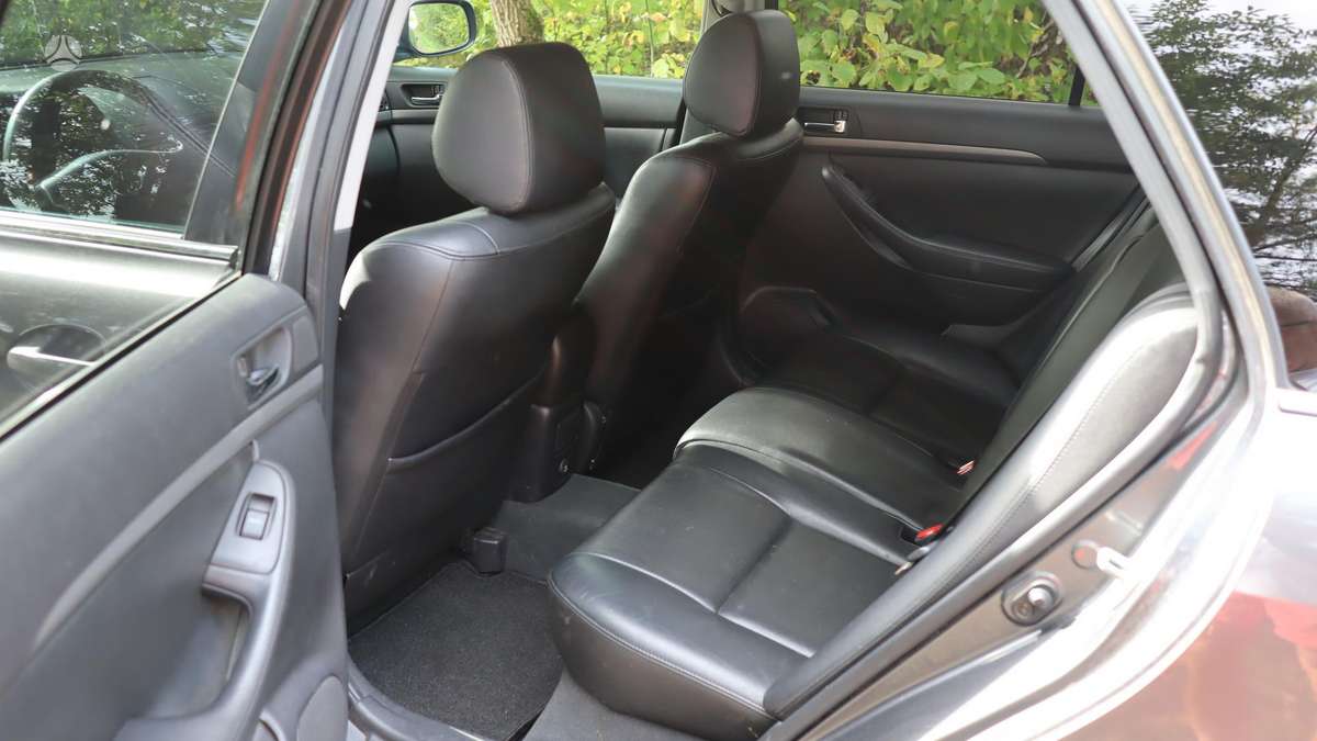 Toyota Avensis 2006 — photo 7