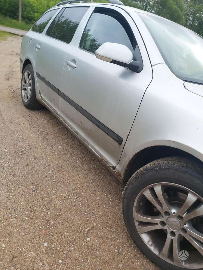 Skoda Octavia 2008 — двигун 1896 cm³, 105 HP (77kW)