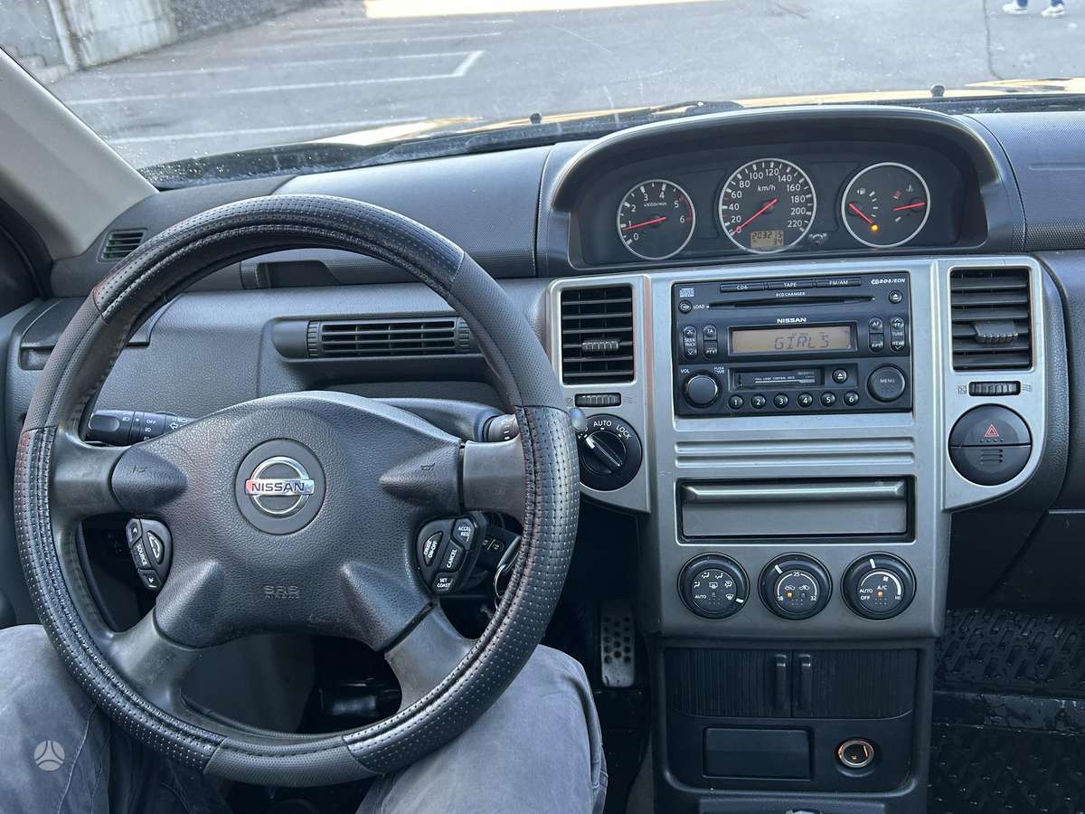Nissan X-Trail 2005 — photo 11
