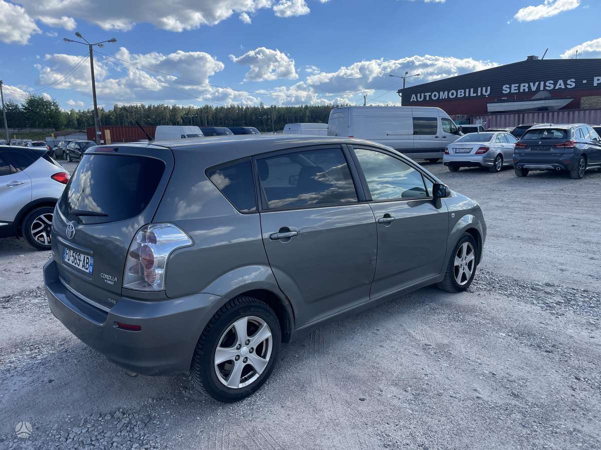 Toyota Corolla 2006 — двигун 2231 cm³, 136 HP (100kW)