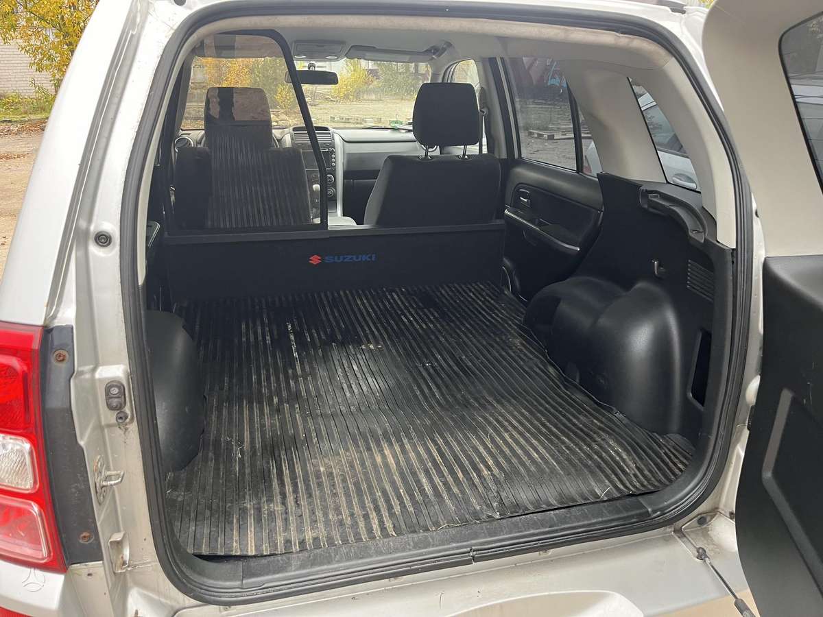 Suzuki Vitara 2006 — photo 9