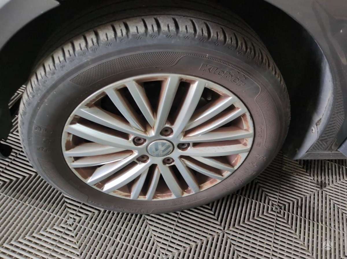 Volkswagen Touran 2014 — photo 11