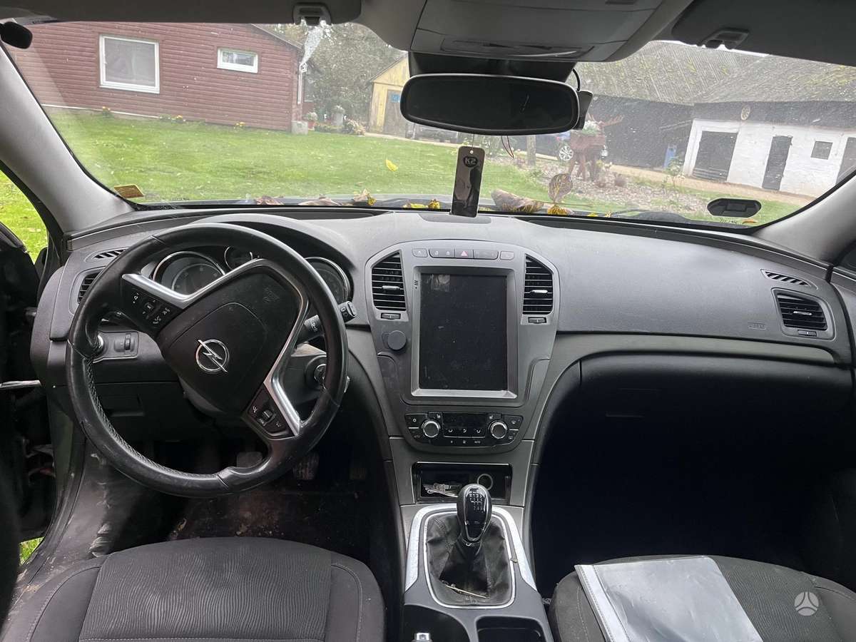 Opel Insignia 2010 — photo 6