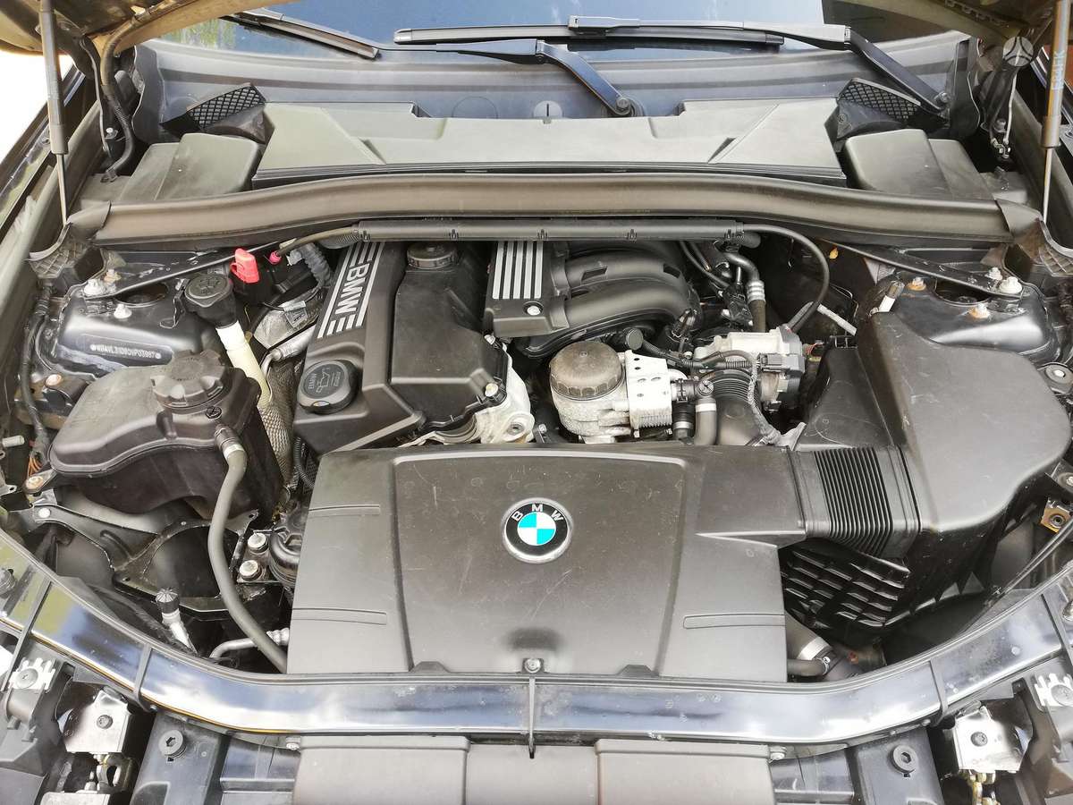 BMW X1 2011 — photo 16