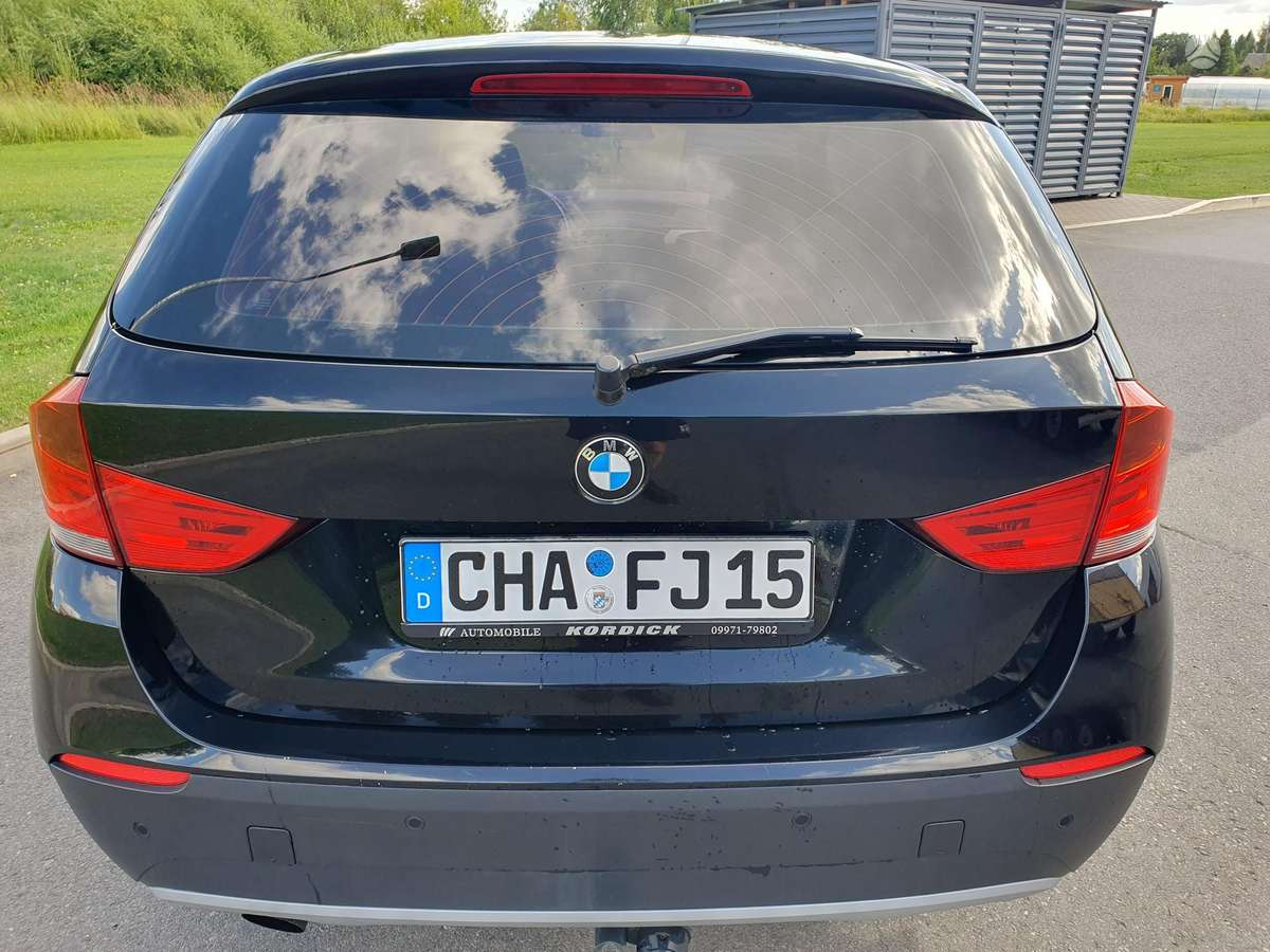 BMW X1 2011 — photo 6