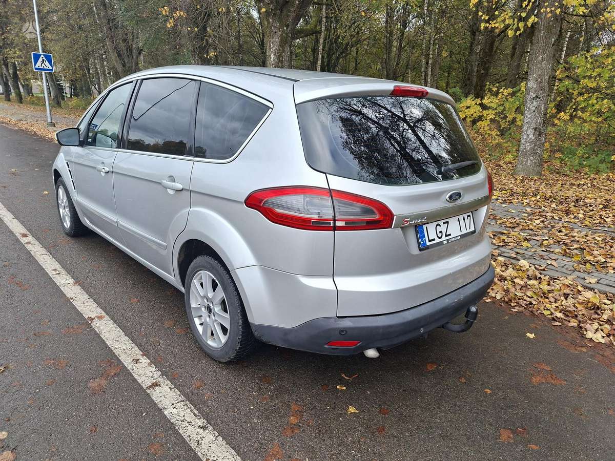Ford S-MAX 2011 — engine 2000 cm³, 140 HP (103kW)