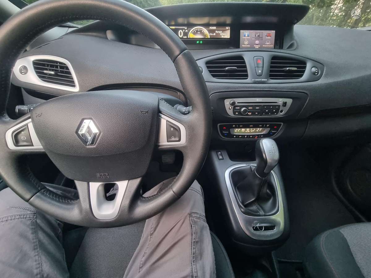 Renault Grand 2013 — photo 8