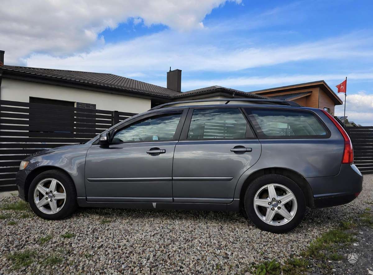 Volvo V50 2007 — vehicle for AFU Ukraine