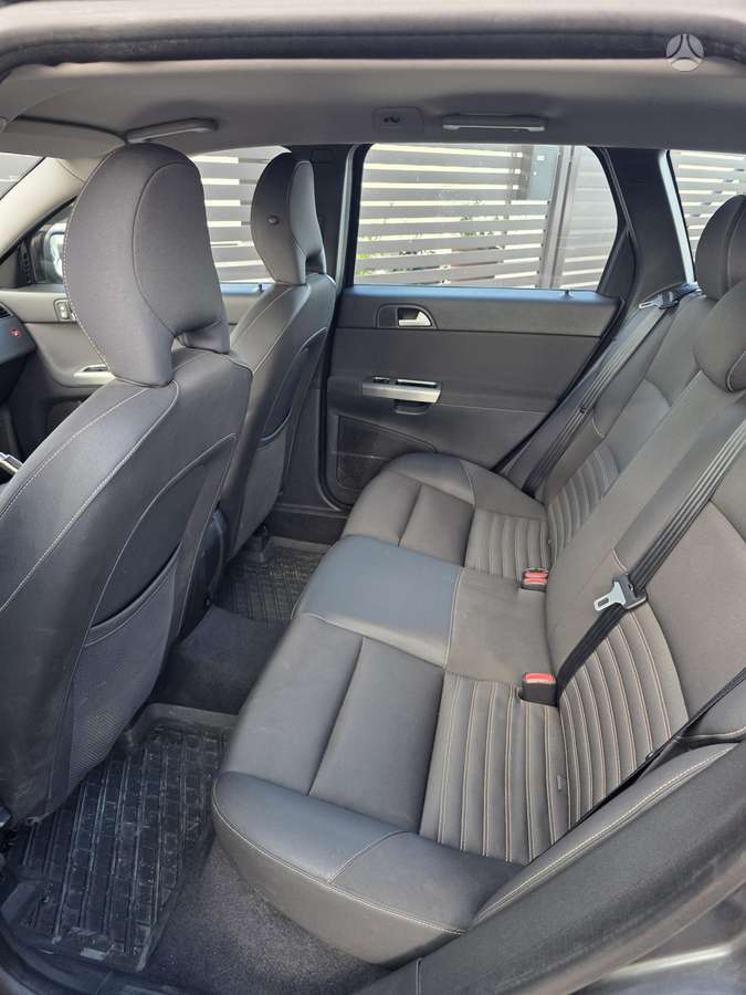 Volvo V50 2007 — photo 8