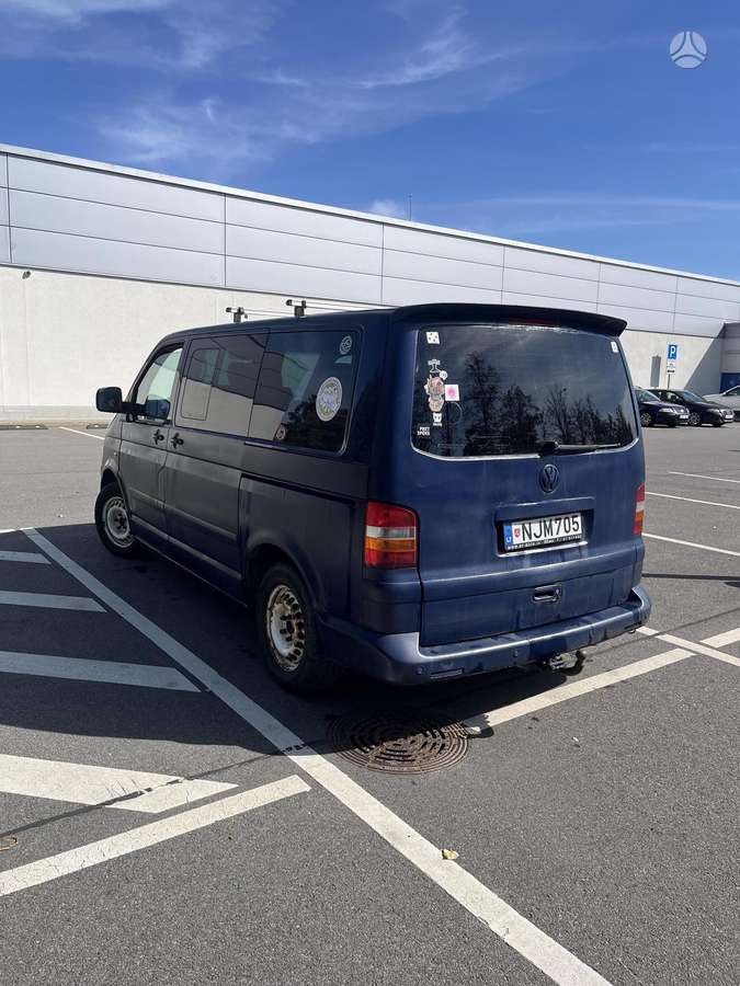Volkswagen Multivan 2006 — салон