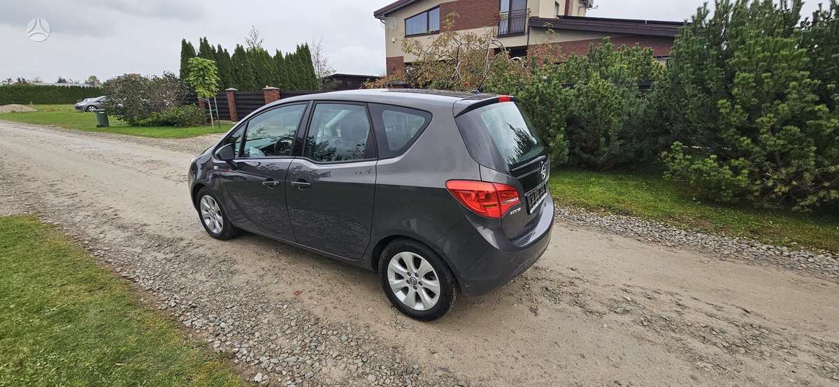Opel Meriva 2014 — photo 6