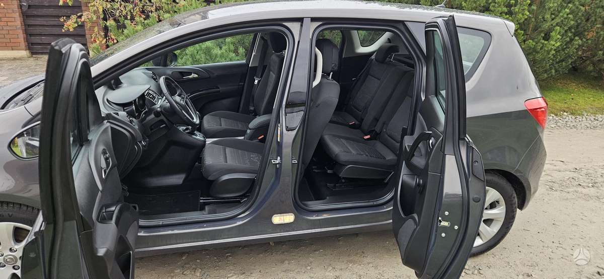 Opel Meriva 2014 — photo 9
