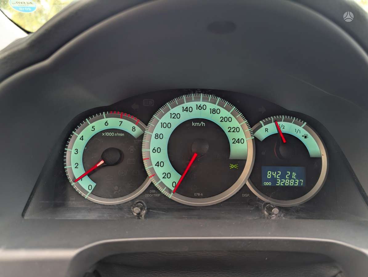 Toyota Corolla 2008 — photo 11
