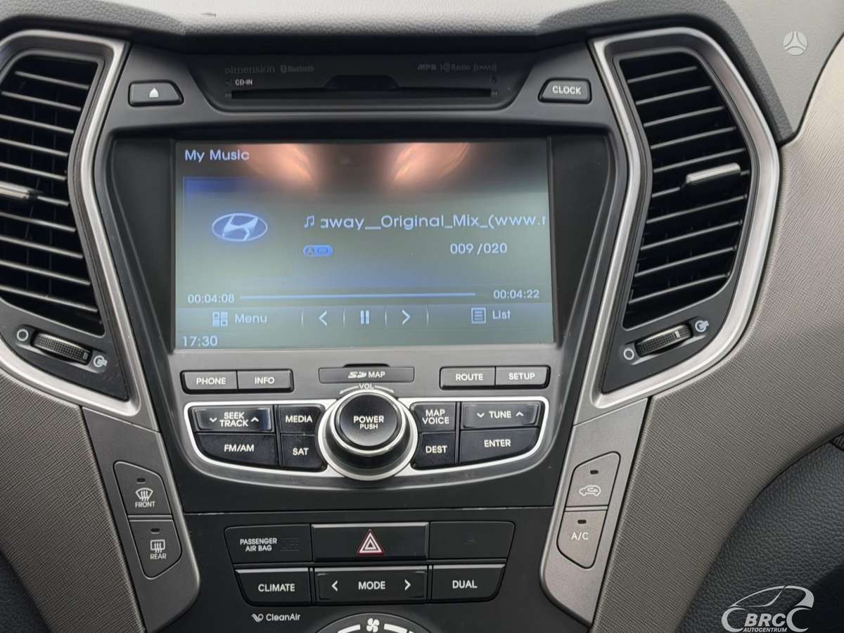 Hyundai Santa 2013 — photo 18