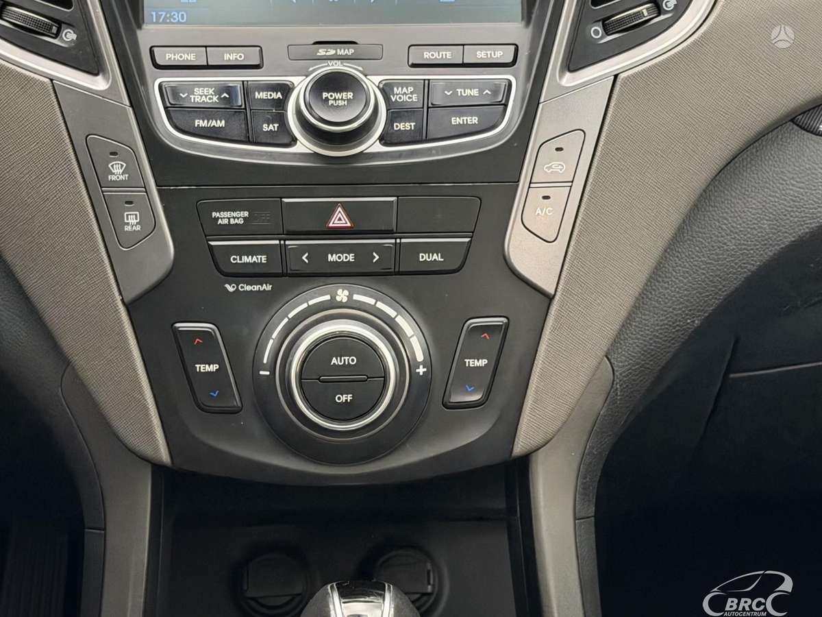 Hyundai Santa 2013 — photo 19
