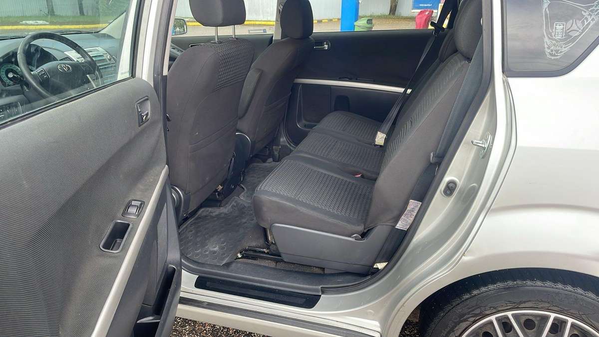 Toyota Corolla 2008 — photo 12