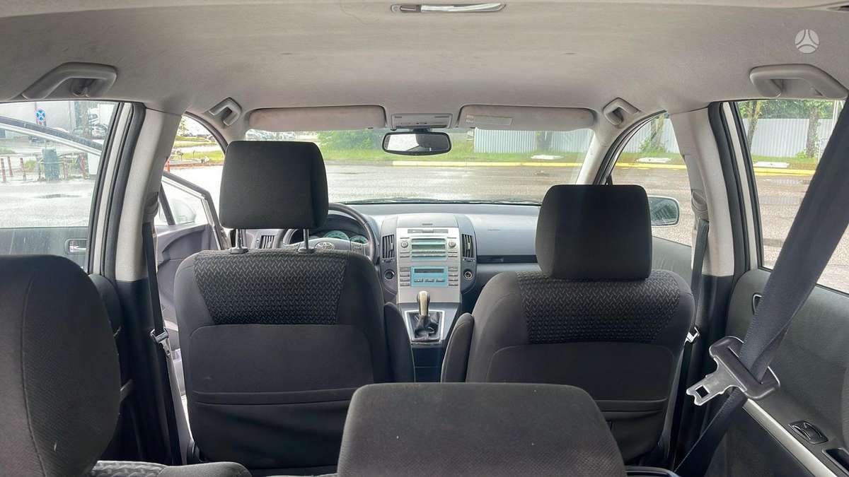 Toyota Corolla 2008 — photo 17