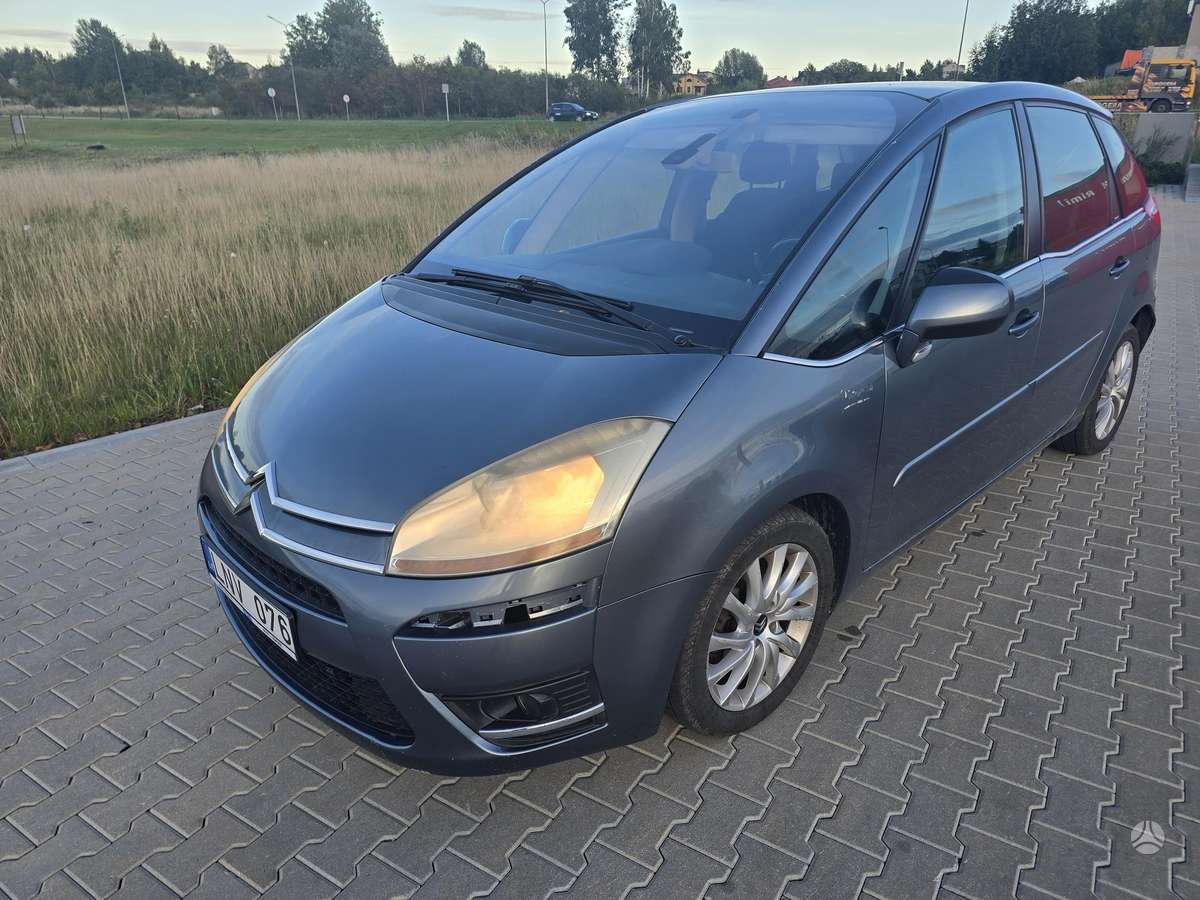 Citroen C4 2009 — engine 1600 cm³, 109 HP (80kW)