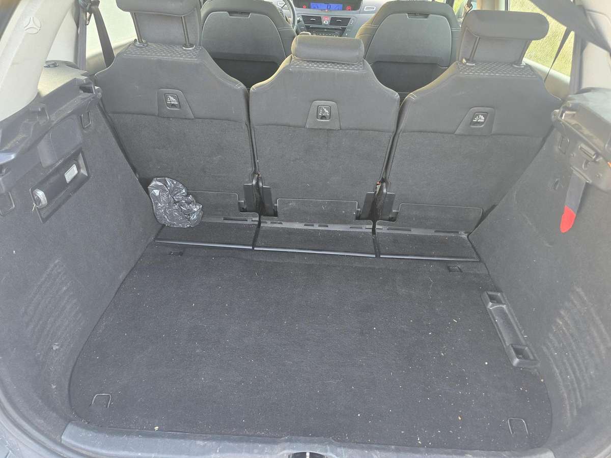 Citroen C4 2009 — photo 6