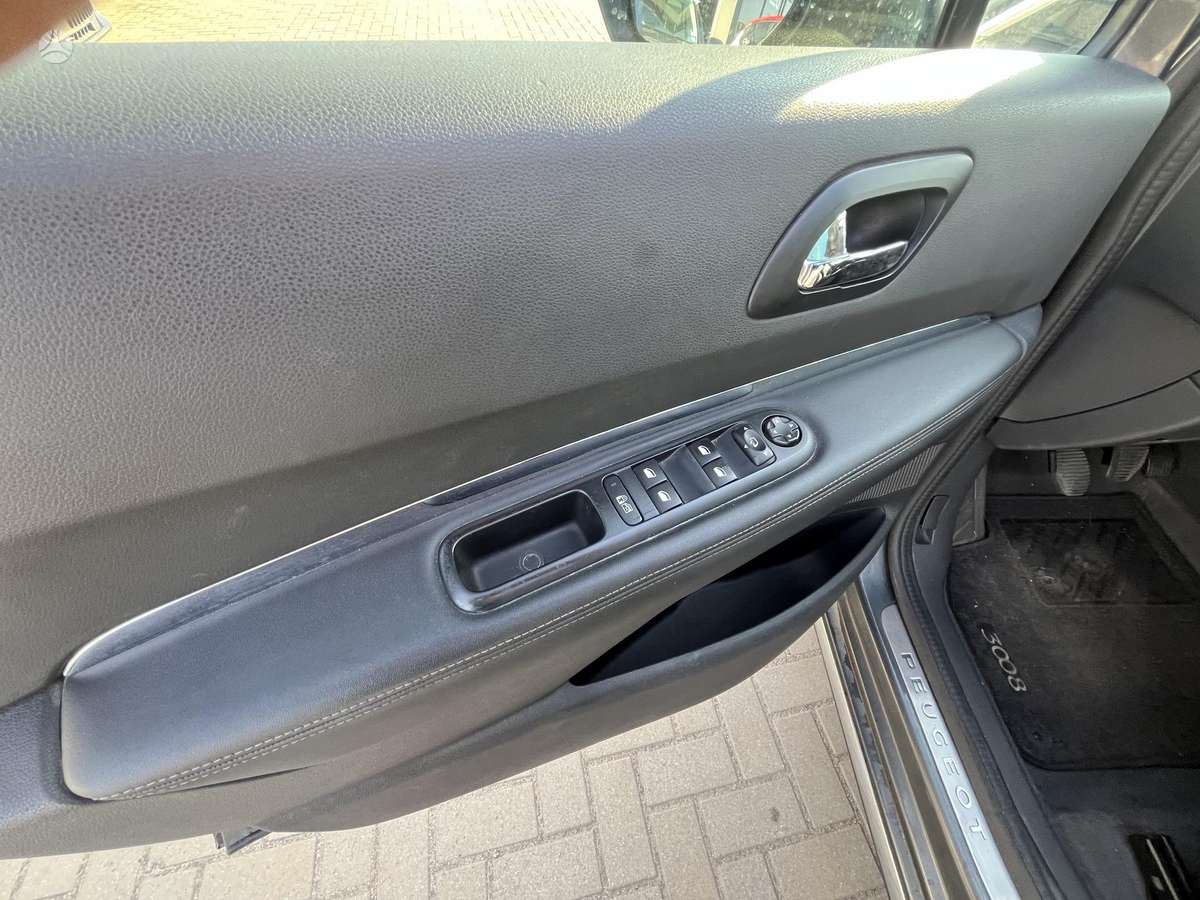 Peugeot 3008 2014 — photo 15