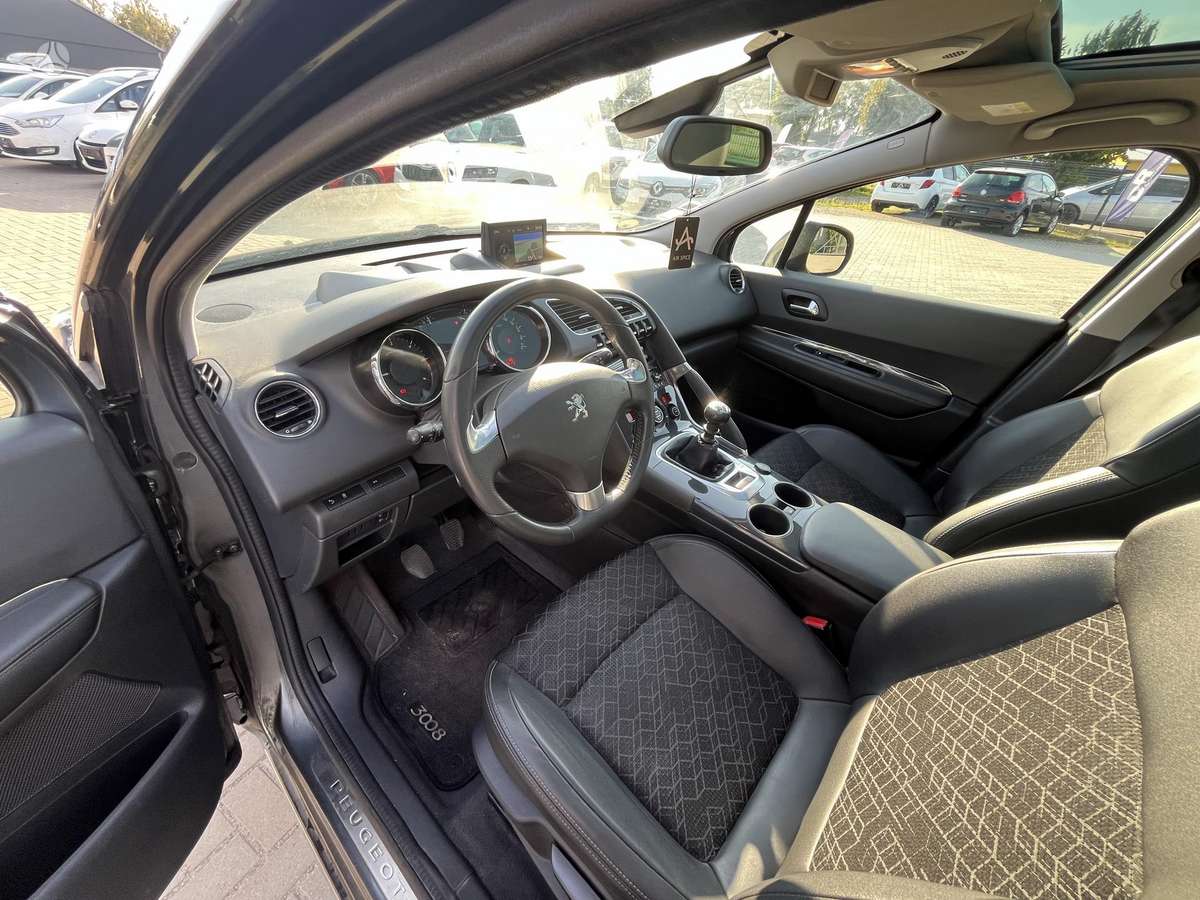 Peugeot 3008 2014 — photo 16