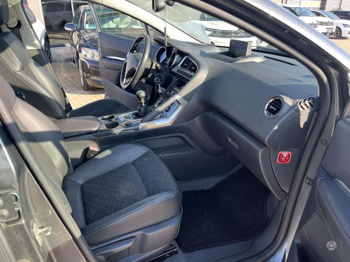 Peugeot 3008 2014 — photo 23