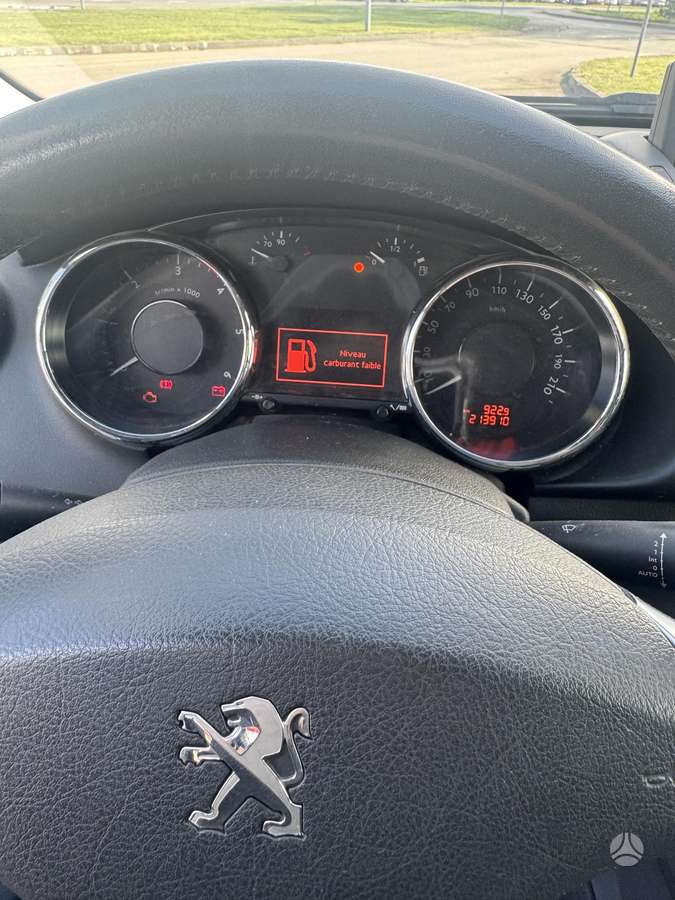 Peugeot 3008 2014 — photo 11
