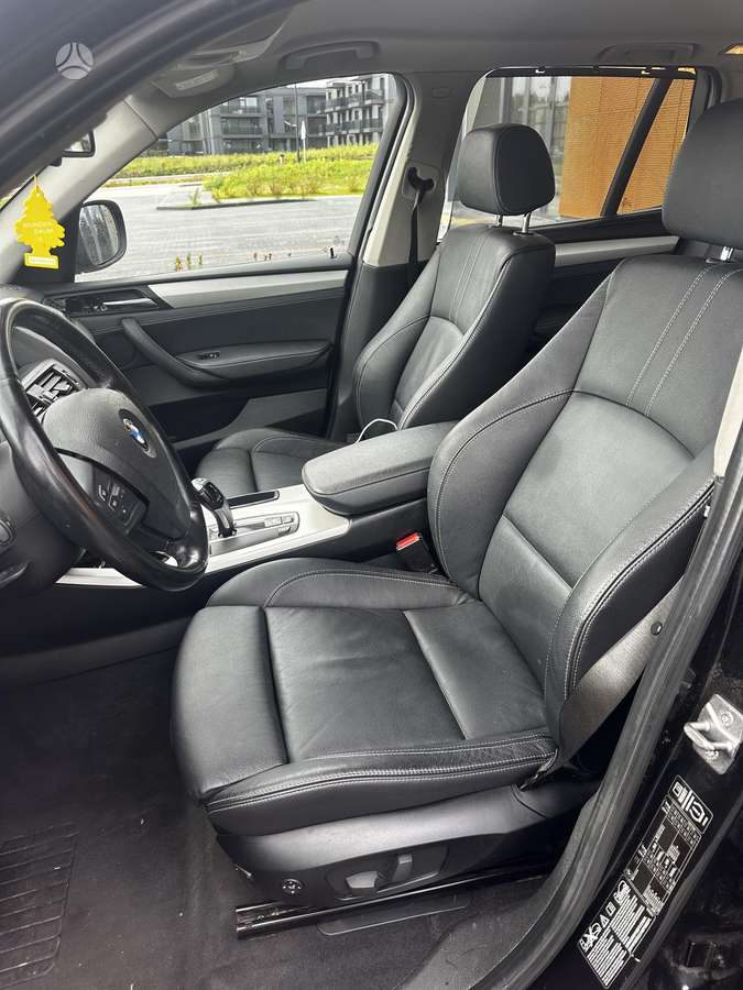 BMW X3 2012 — photo 11