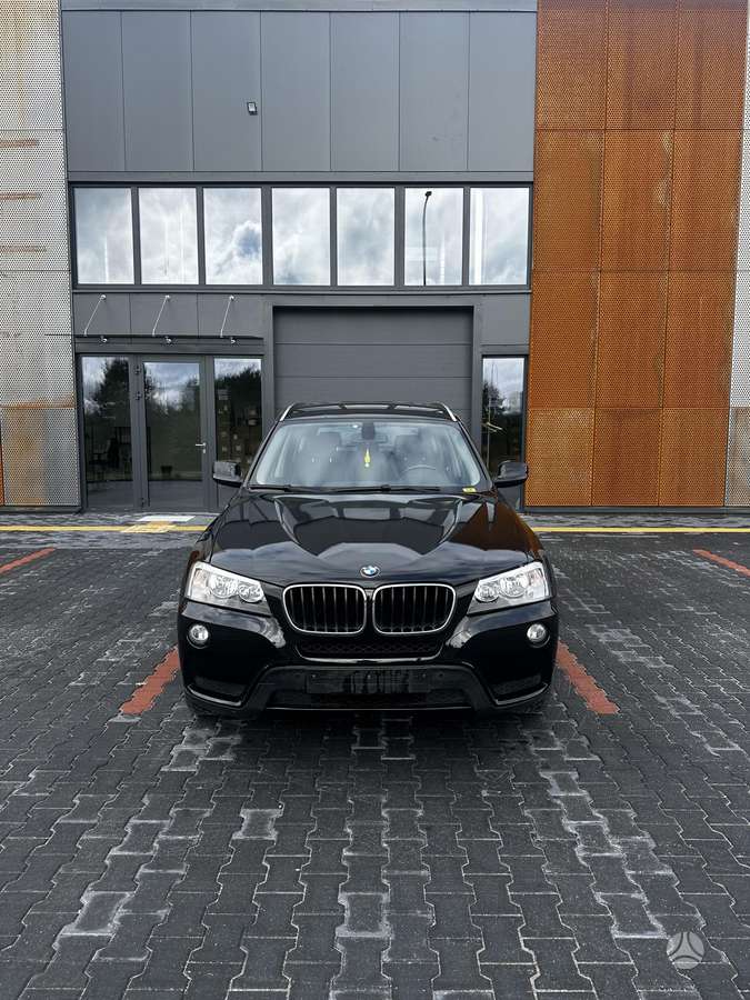 BMW X3 2012 — rear view