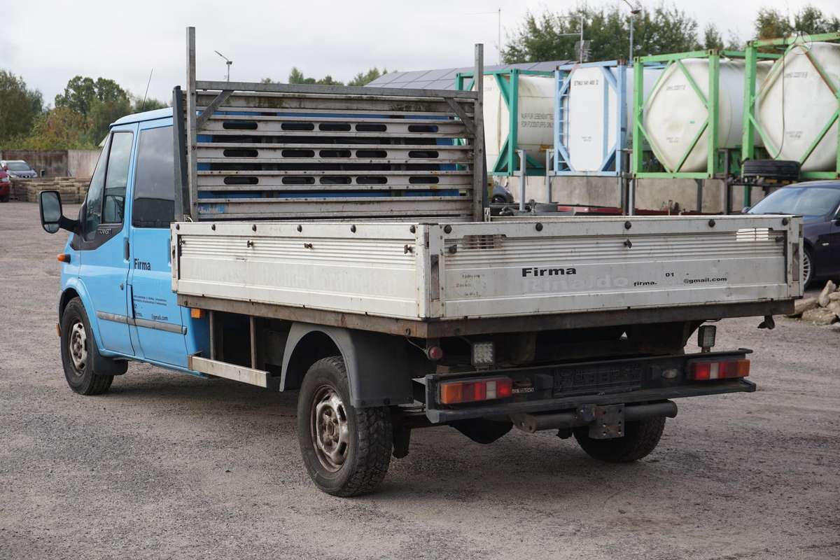 Ford Transit 2011 — двигун 2402 cm³, 140 HP (103kW)