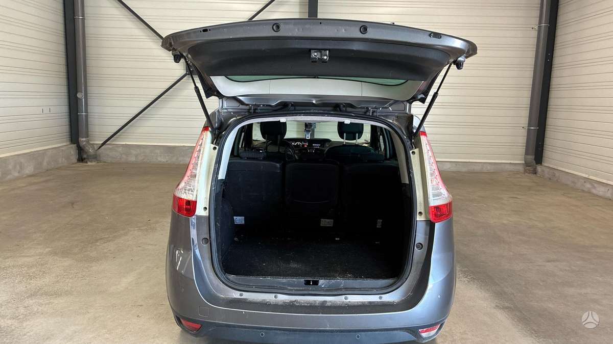 Renault Grand 2012 — photo 13