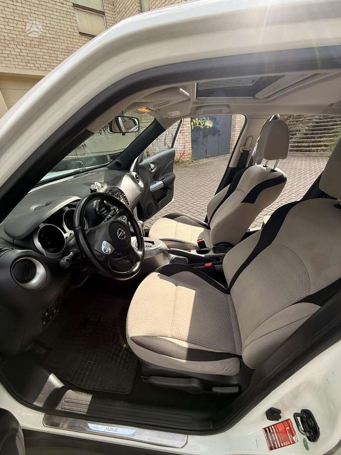 Nissan Juke 2011 — photo 9