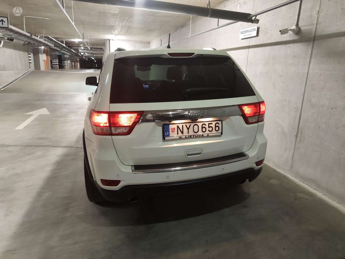 Jeep Grand 2012 — двигун 2987 cm³, 241 HP (177kW)