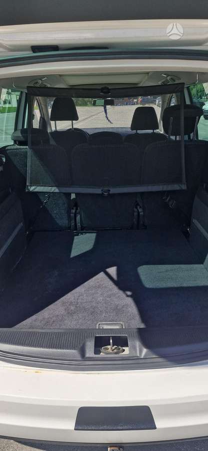 Seat Alhambra 2011 — photo 15