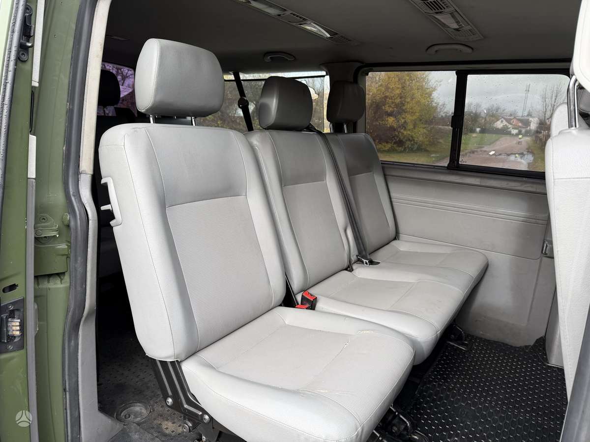 Volkswagen Caravelle 2009 — фото 13