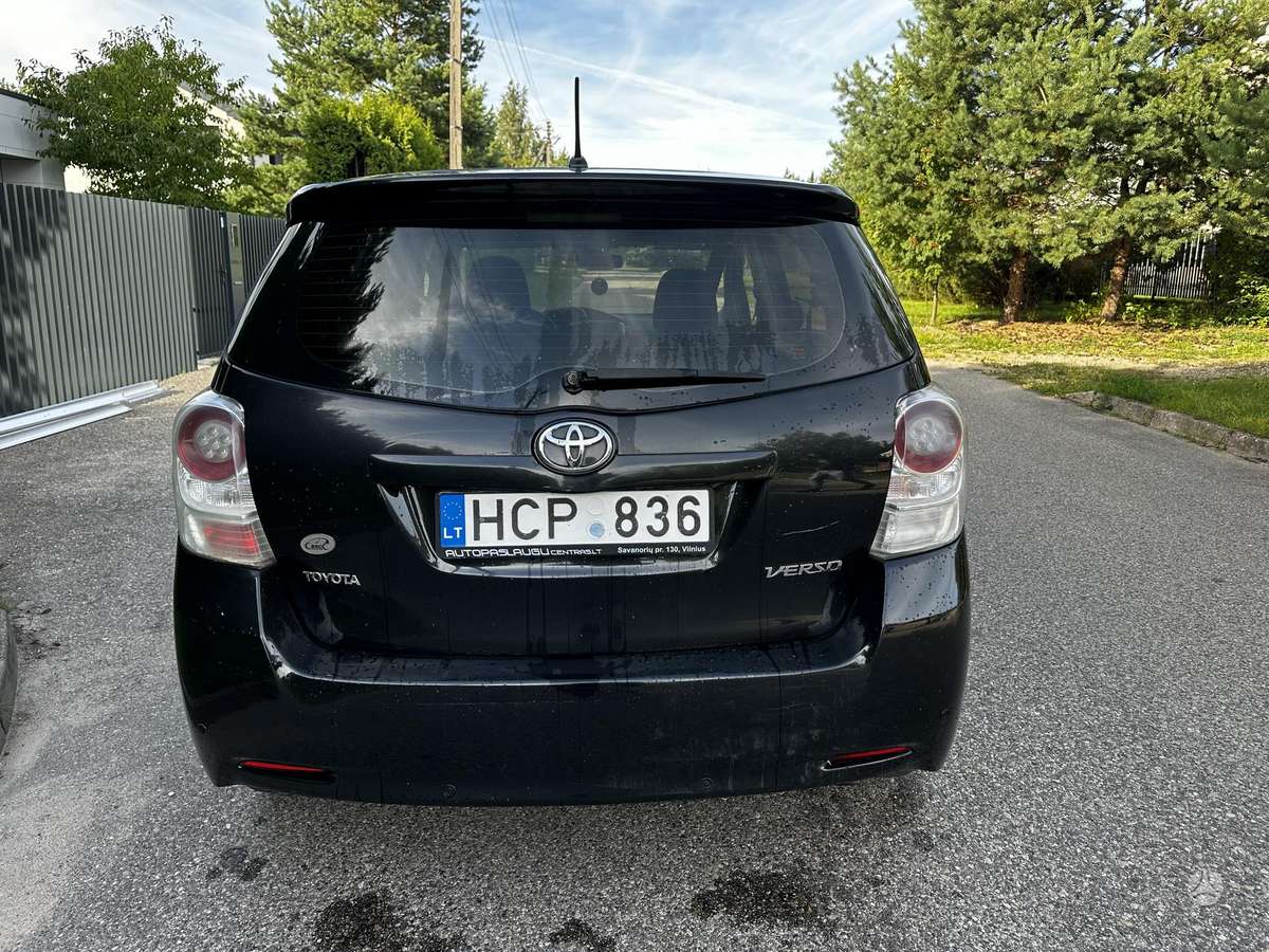 Toyota Verso 2010 — photo 6