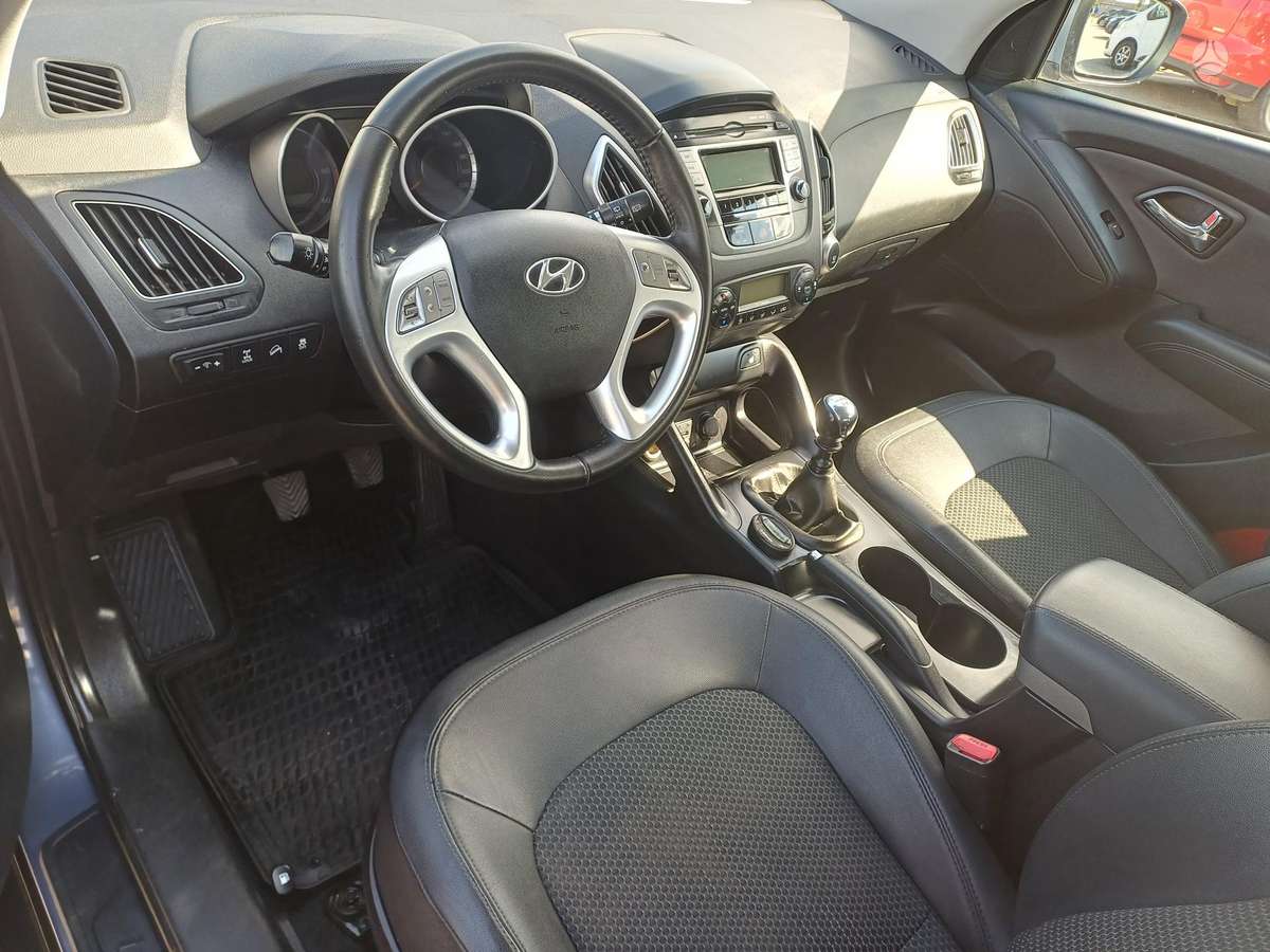 Hyundai ix35 2013 — photo 6