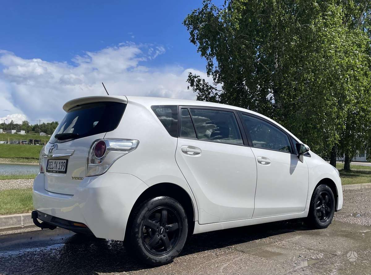 Toyota Verso 2013 — photo 5