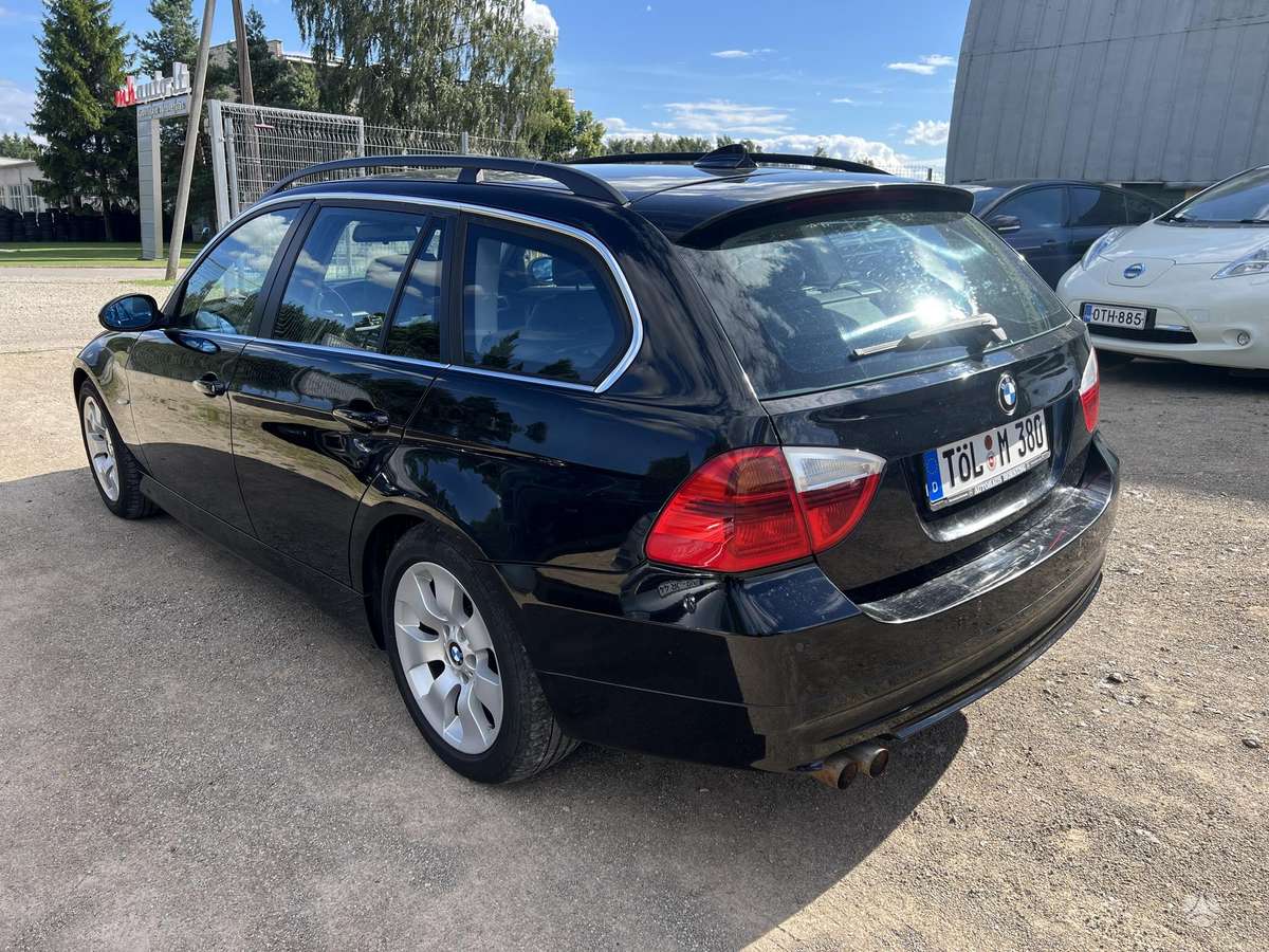 BMW 325 2006 — photo 5