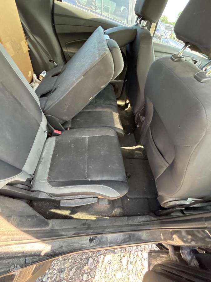 Ford Escape 2014 — фото 12