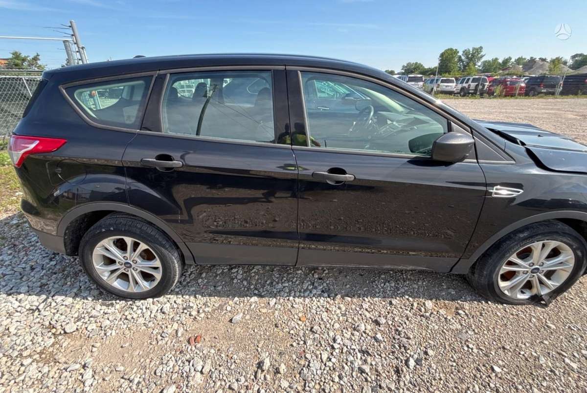 Ford Escape 2014 — двигун 2488 cm³, 169 HP (124kW)