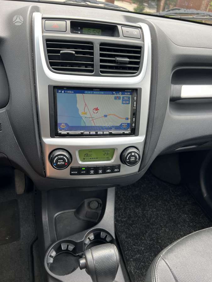 Kia Sportage 2009 — photo 11