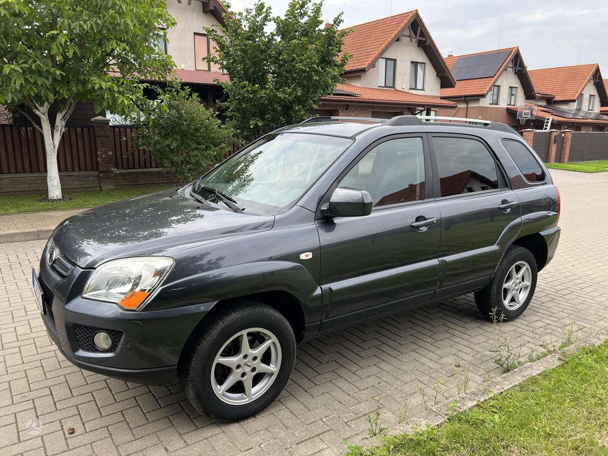 Kia Sportage 2009 — engine 1991 cm³, 150 HP (110kW)